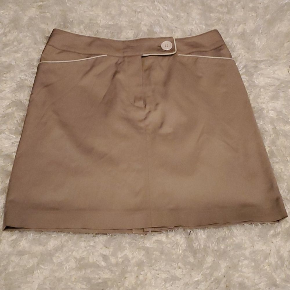 Tan mid length skirt Euro38 US 8 or M